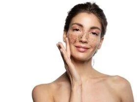 peeling z kawy na twarz